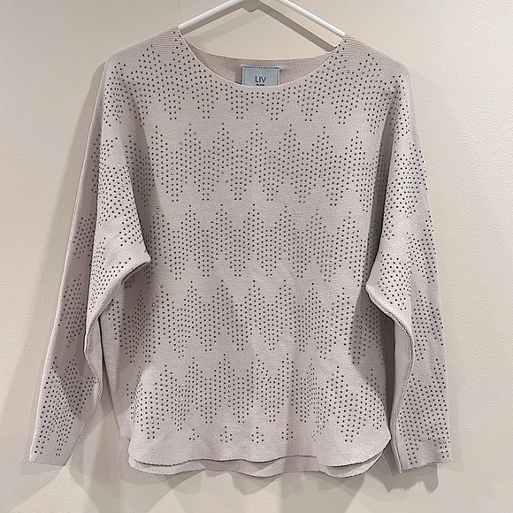 🔥LIV Milano Women's Cream Sweater🔥 - Picture 1 of 7